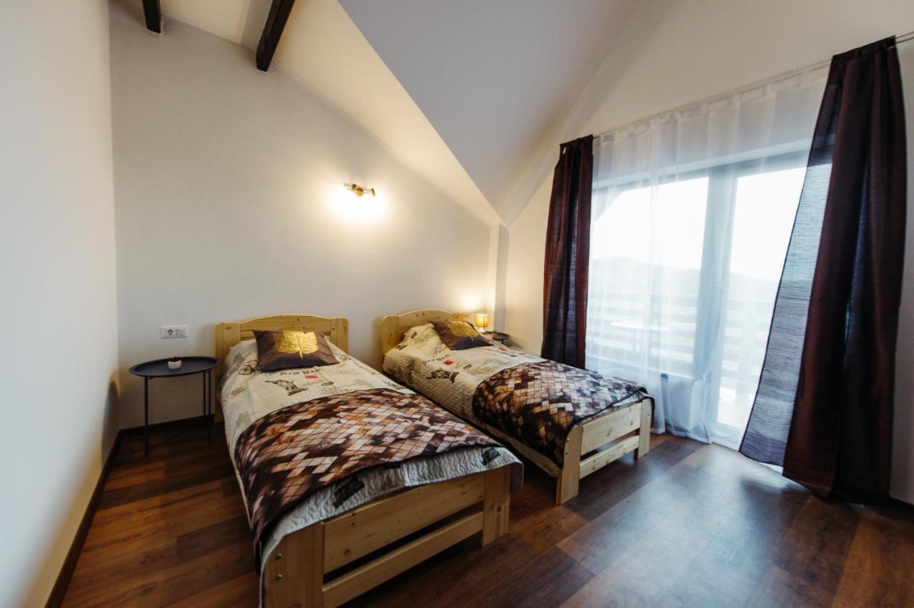 Pensiunea Casa Negrea Ighiu Buitenkant foto