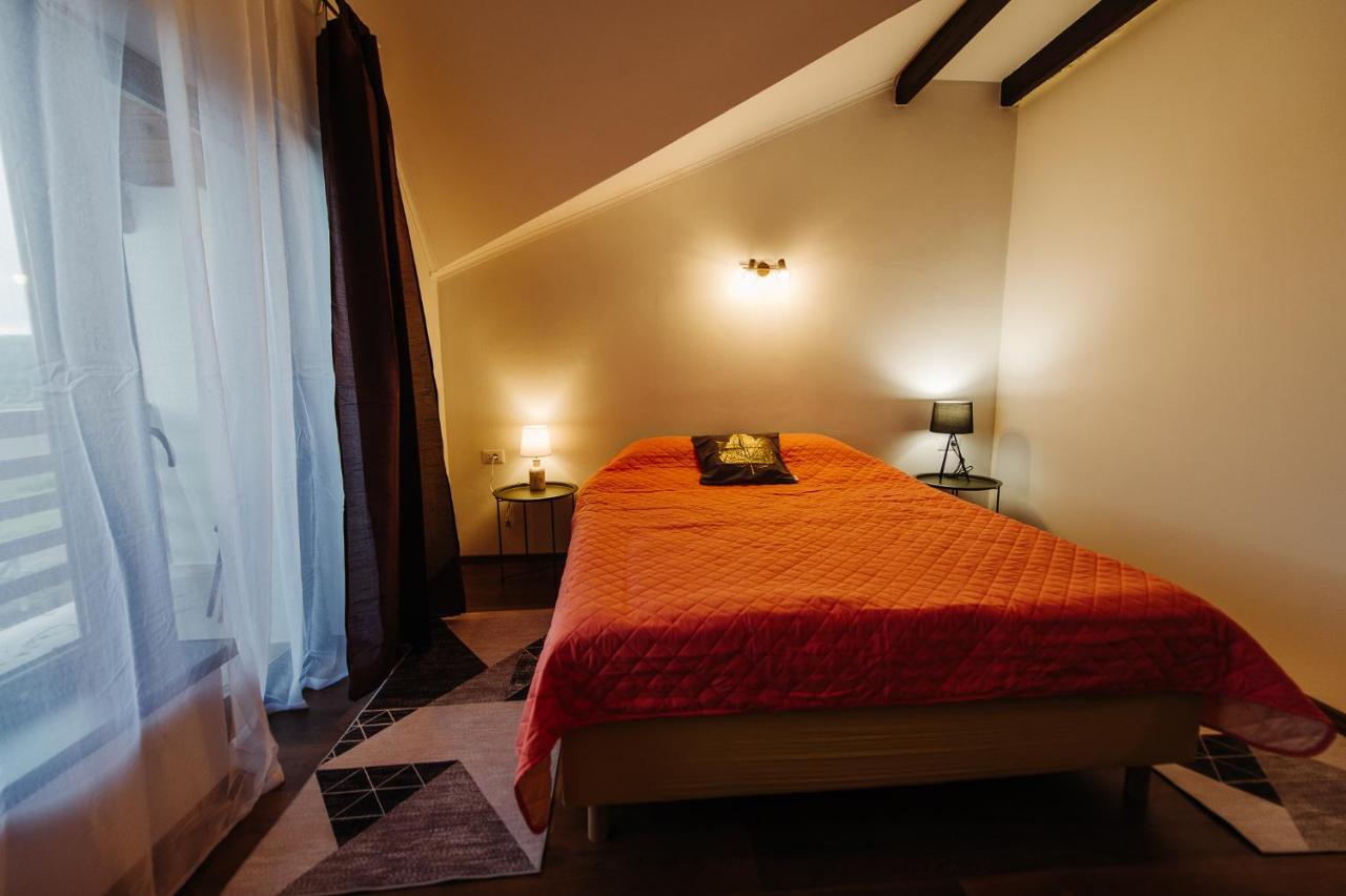 Pensiunea Casa Negrea Ighiu Buitenkant foto